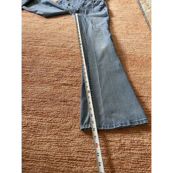 Wallflower High Rise Flare Jeans Size 7 Stretch Blue Sustainable Denim - Picture 8 of 9